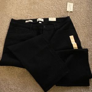 NWT 24W High-Rise slim Straight Black Jean Universal Thread
